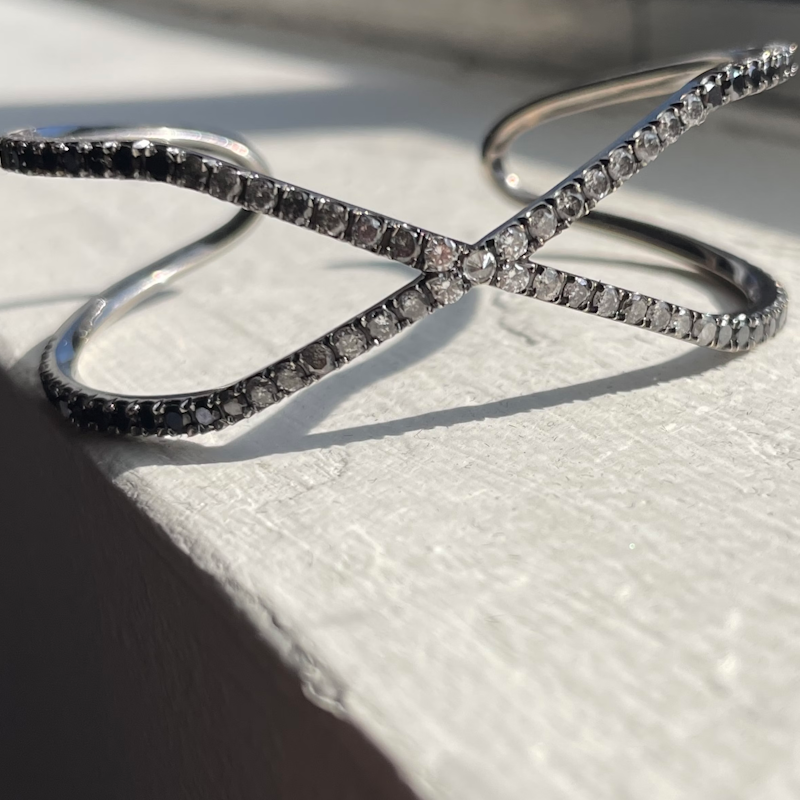 Eva Fehren Ombré Diamond Shorty 'X' Cuff Bracelet
