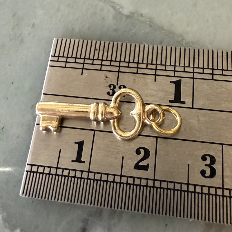Vintage 14k Yellow Gold Key Pendant