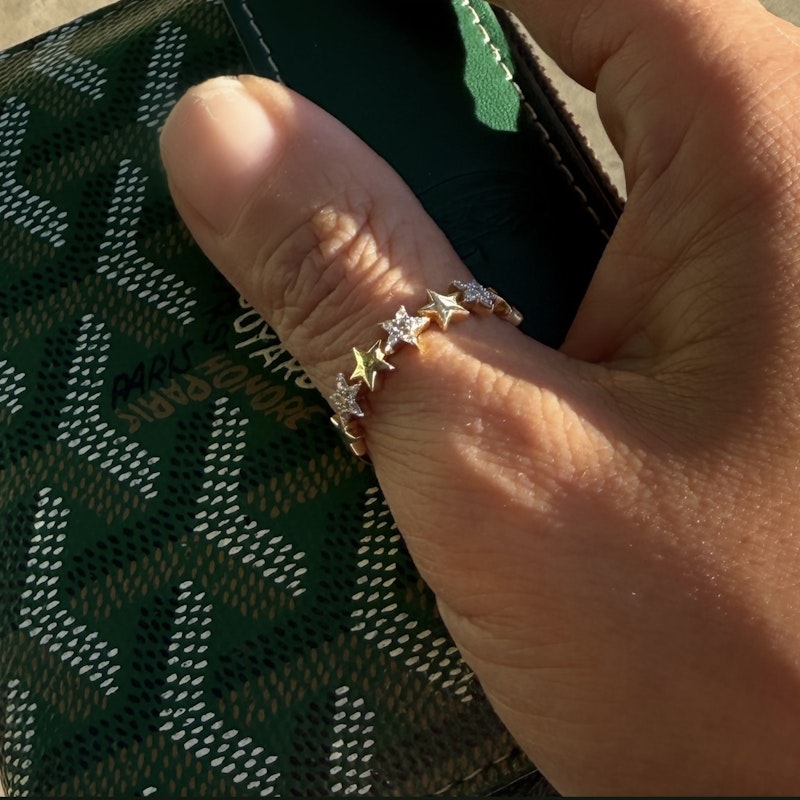 14k Yellow Gold Diamond Star Ring