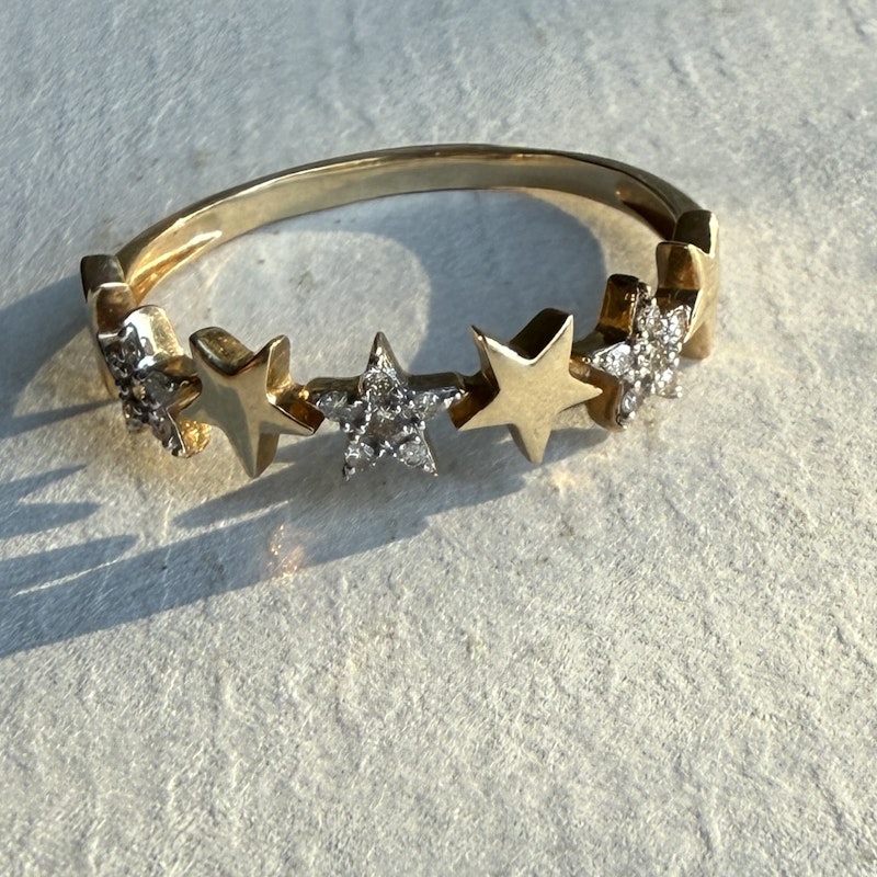 14k Yellow Gold Diamond Star Ring