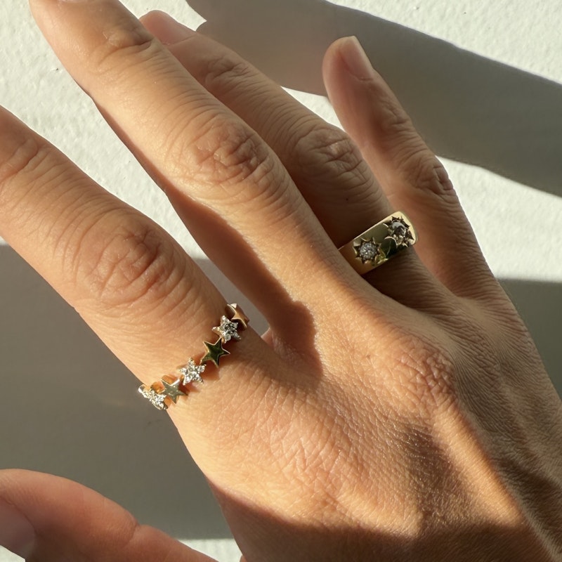 14k Yellow Gold Diamond Star Ring