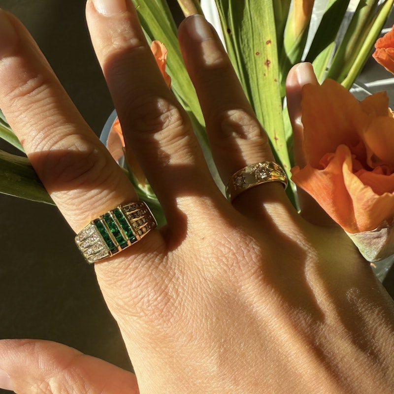 Vintage 18k Yellow Gold Channel Set Diamond and Emerald Ring