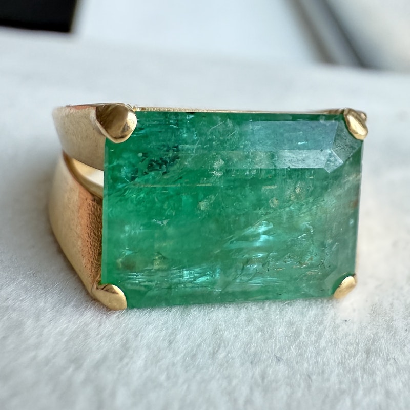 Vintage 18k Yellow Gold Emerald Cut Emerald Ring