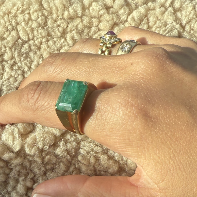 Vintage 18k Yellow Gold Emerald Cut Emerald Ring