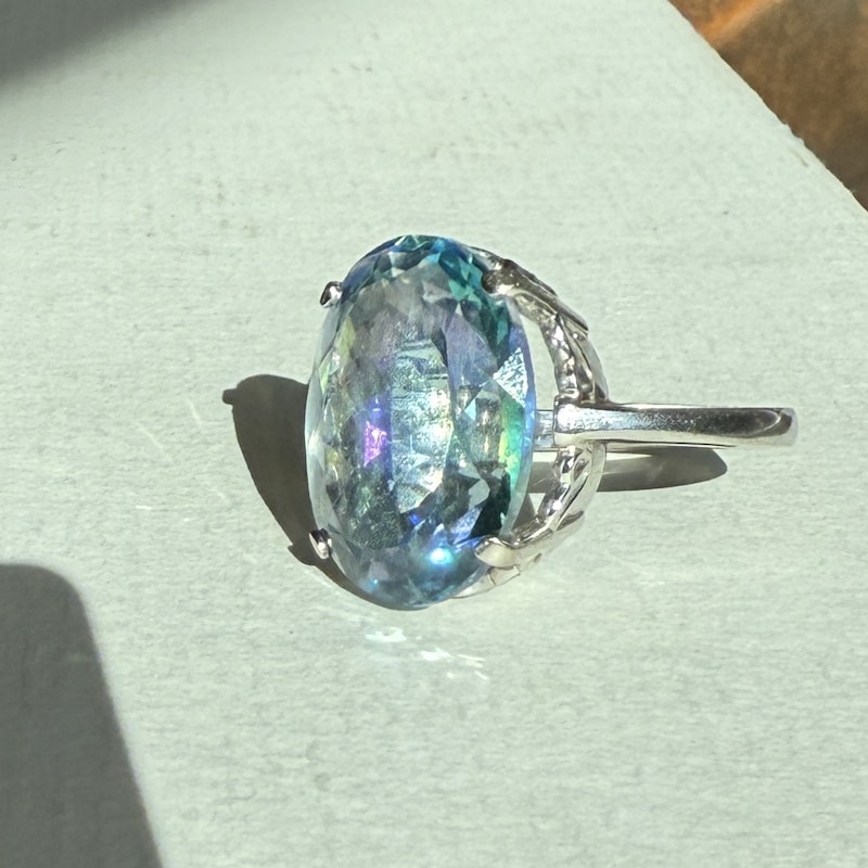 Vintage 14k White Gold Oval Mystic Topaz Cocktail Ring