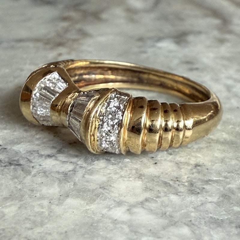 14k Yellow Gold Diamond Bow Ring