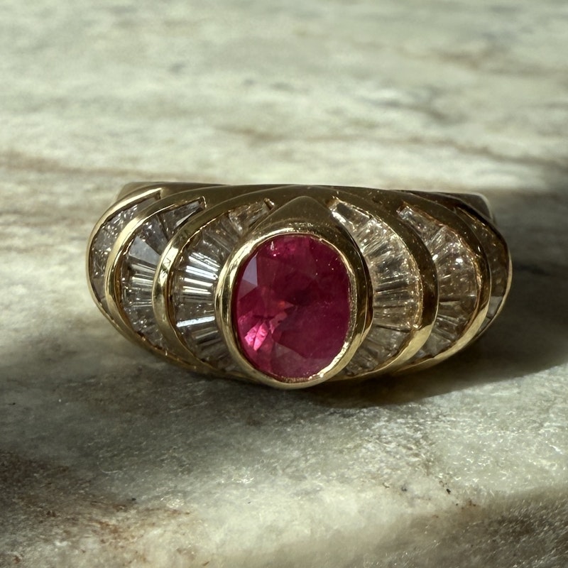 14k Yellow Gold Oval Ruby Diamond Ring