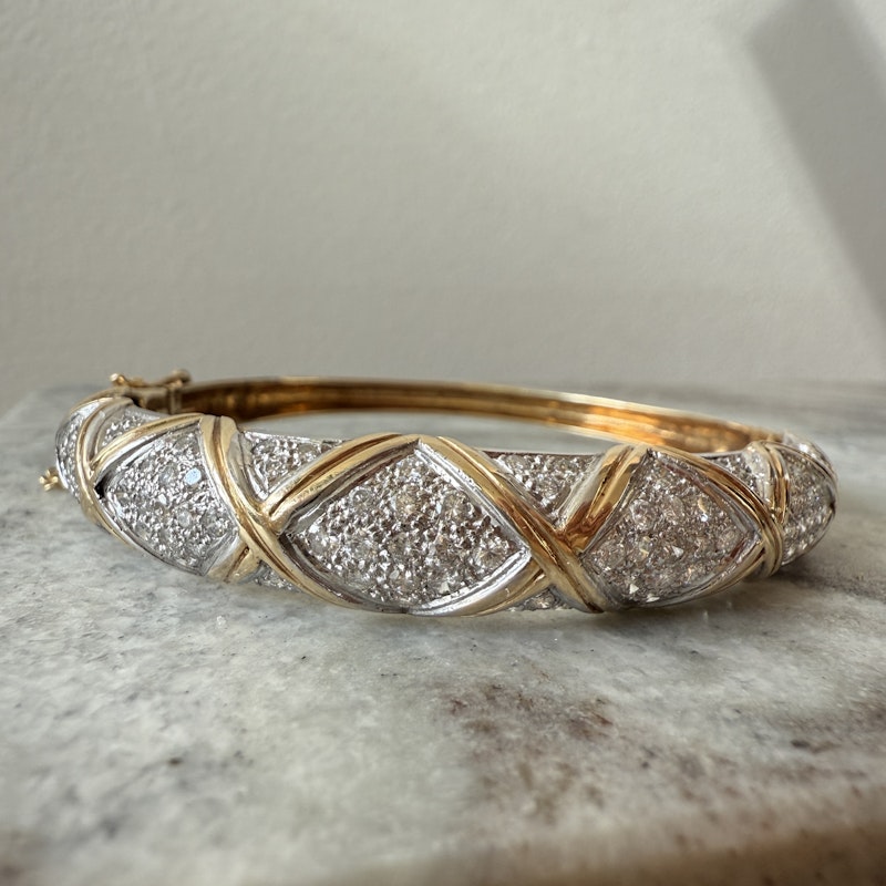 14k Two-Tone Diamond Crisscross Pavé Hinged Bangle