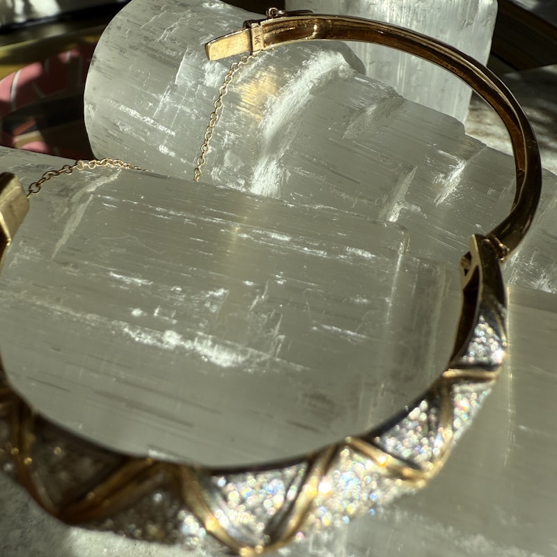 14k Two-Tone Diamond Crisscross Pavé Hinged Bangle