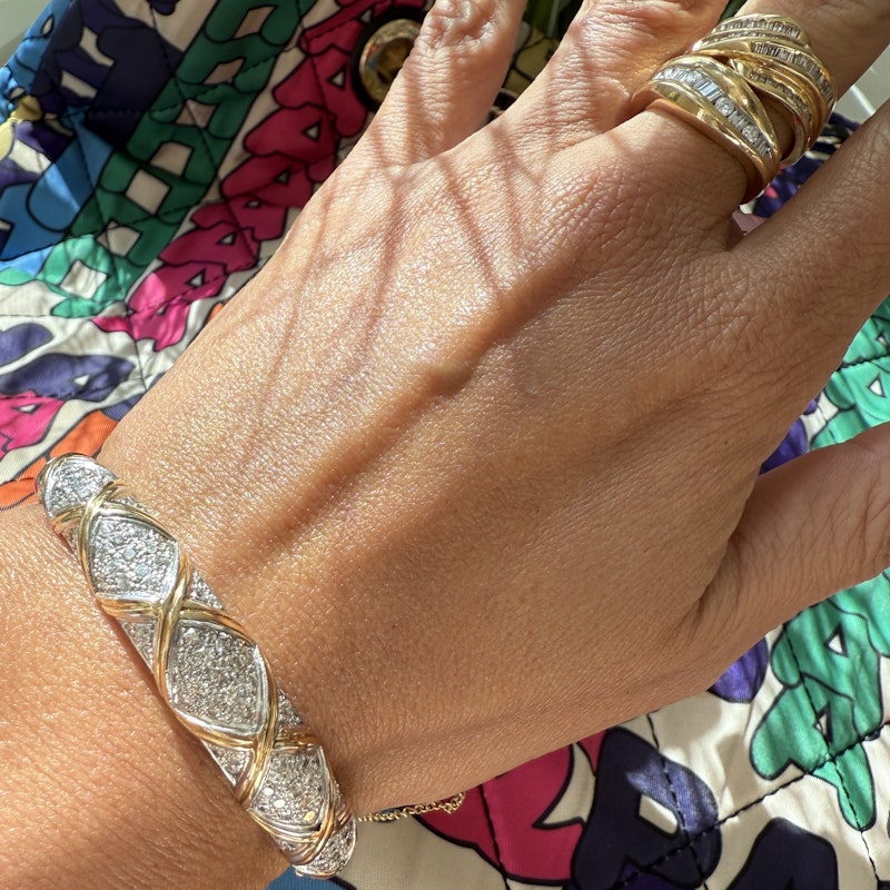14k Two-Tone Diamond Crisscross Pavé Hinged Bangle