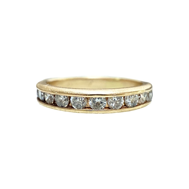 14k Yellow Gold Round Cut Diamond Band Ring