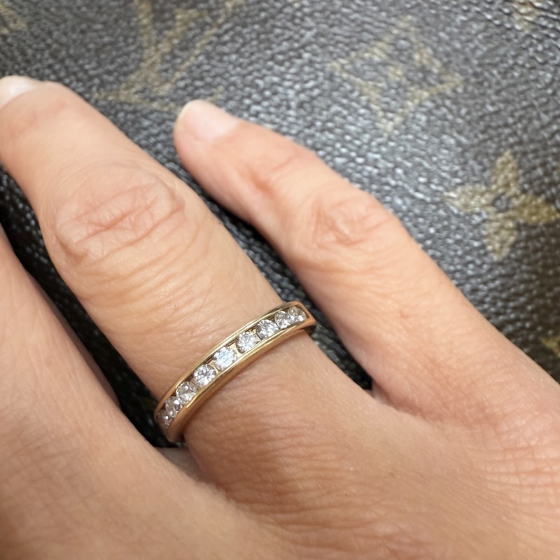 14k Yellow Gold Round Cut Diamond Band Ring