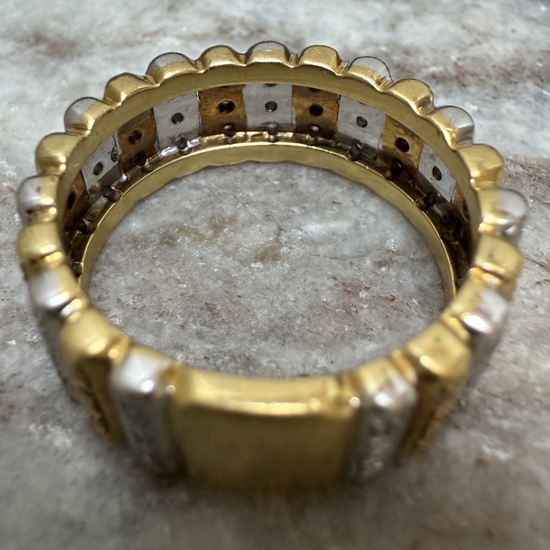 18k Two Tone Gold Diamond Fluted Ribbed Ring