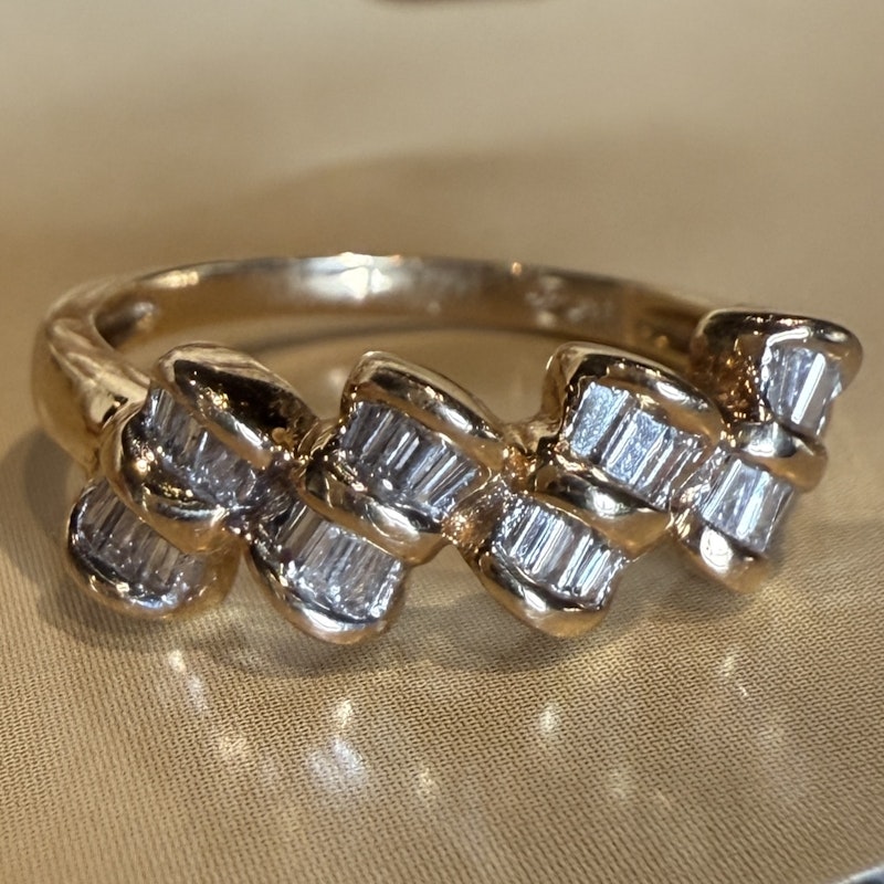 14k Yellow Gold Baguette Diamond Mini Bow Ring
