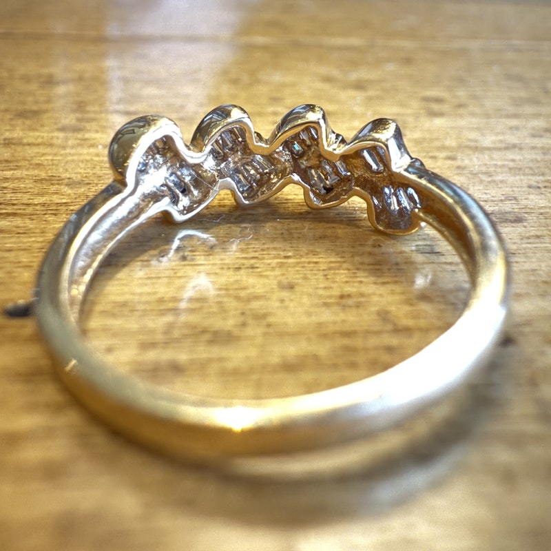 14k Yellow Gold Baguette Diamond Mini Bow Ring