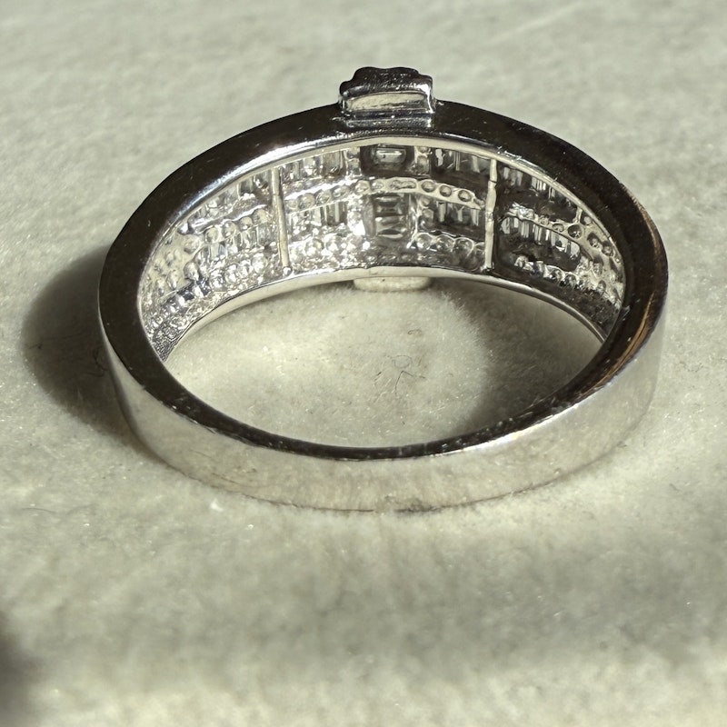 14k White Gold Art Deco-Inspired Baguette Diamond Ring