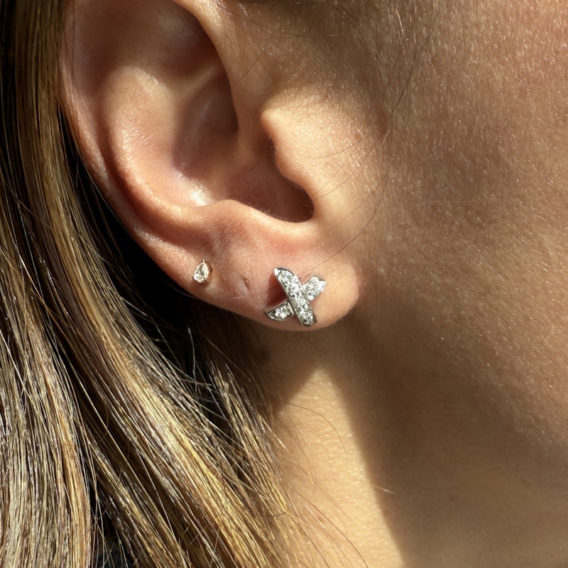Tiffany & Co 18k White Gold Diamond Paloma Picasso X Kiss Earrings