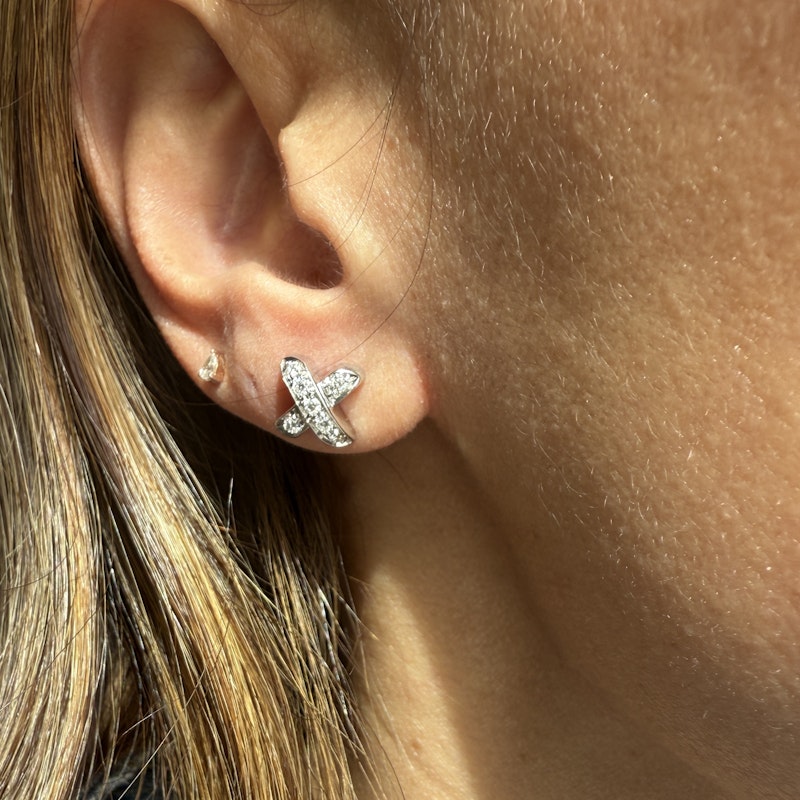 Tiffany & Co 18k White Gold Diamond Paloma Picasso X Kiss Earrings