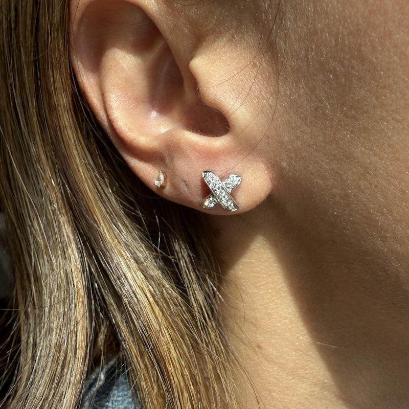 Tiffany & Co 18k White Gold Diamond Paloma Picasso X Kiss Earrings
