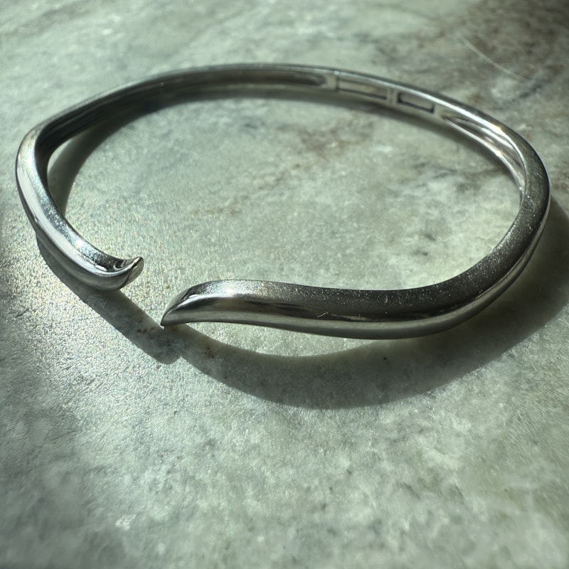 14k White Gold Wave Cuff Bangle