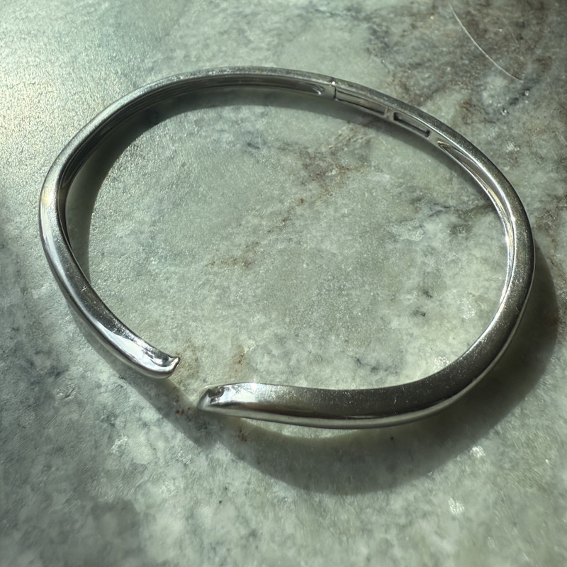 14k White Gold Wave Cuff Bangle