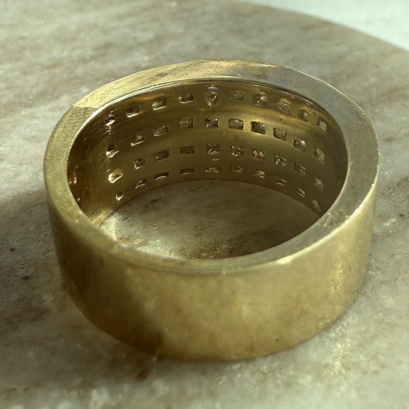 14K Yellow Gold Illusion-Set Princess Cut Diamond Cigar Band