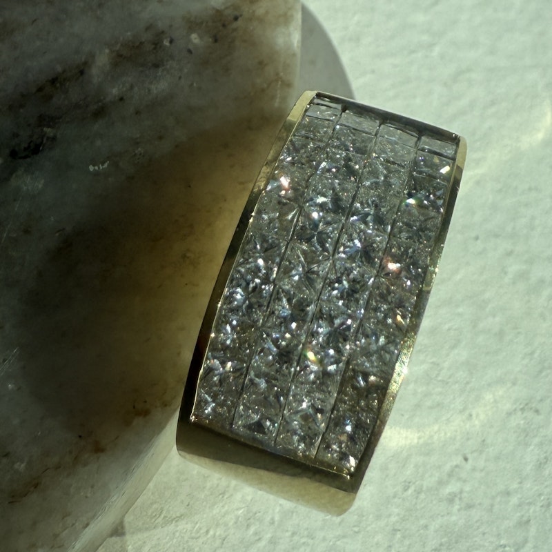 14K Yellow Gold Illusion-Set Princess Cut Diamond Cigar Band