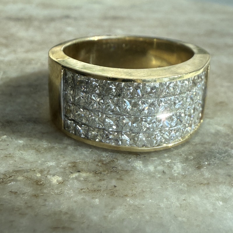 14K Yellow Gold Illusion-Set Princess Cut Diamond Cigar Band