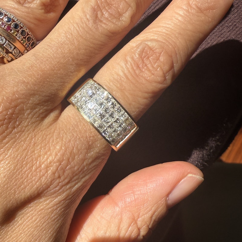 14K Yellow Gold Illusion-Set Princess Cut Diamond Cigar Band