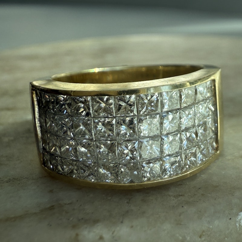 14K Yellow Gold Illusion-Set Princess Cut Diamond Cigar Band