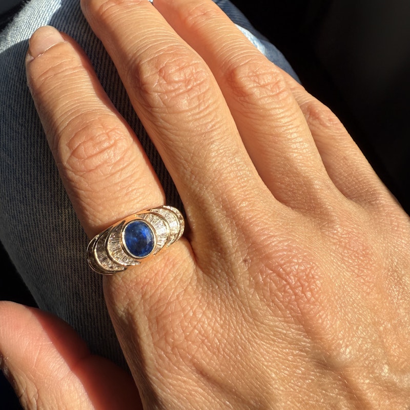 14k Yellow Gold Oval Blue Sapphire Diamond Ring