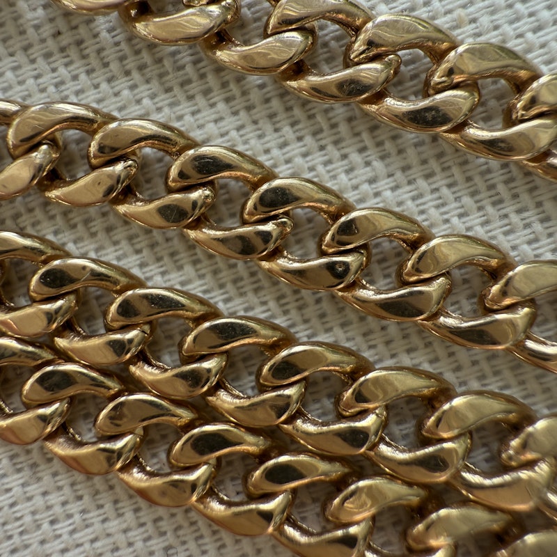 14k Yellow Gold White Sapphire Heart Curb Link Necklace
