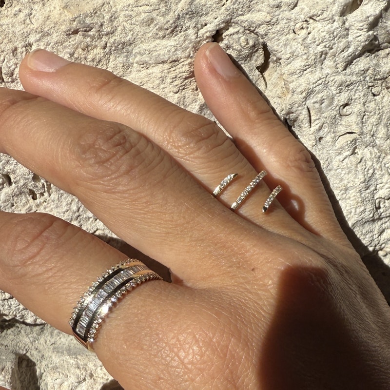 14k Yellow Gold Round and Baguette Diamond Row Ring