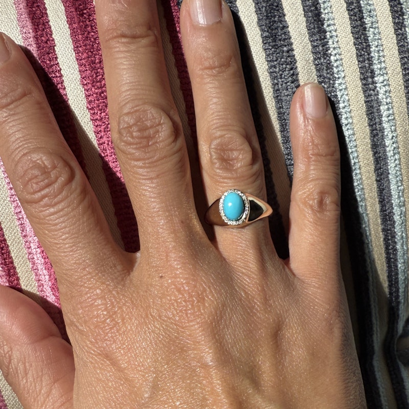 14k Yellow Gold Diamond and Oval Turquoise Cabochon Ring
