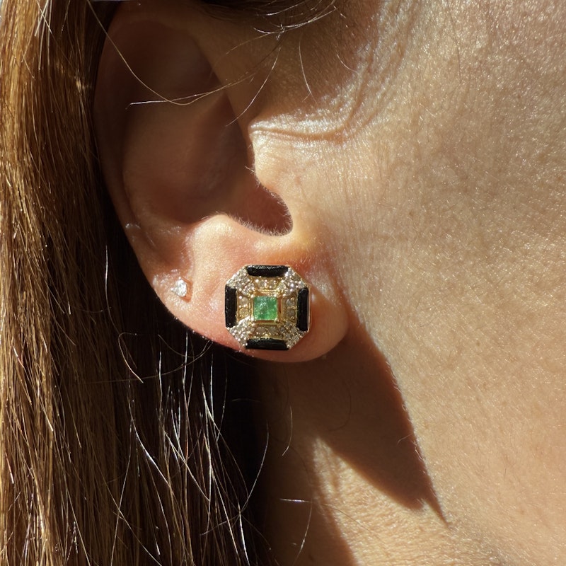 14k Yellow Gold Emerald Onyx Diamond Stud Earrings