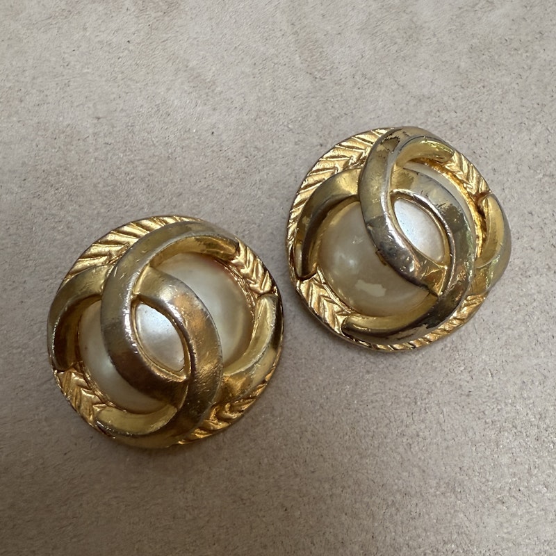 Chanel Gold and Pearl CC Clip On Earrings