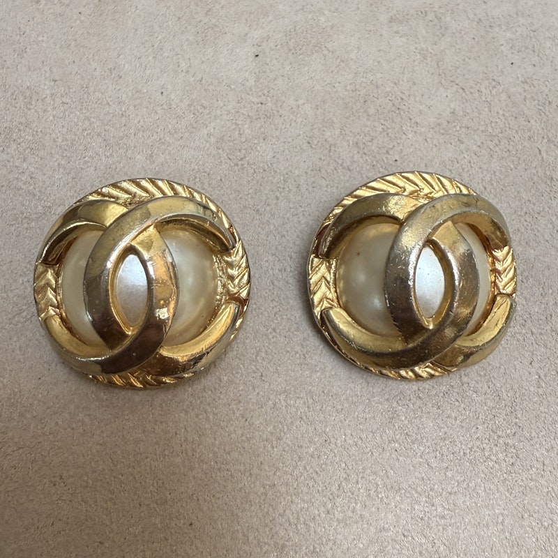 Chanel Gold and Pearl CC Clip On Earrings
