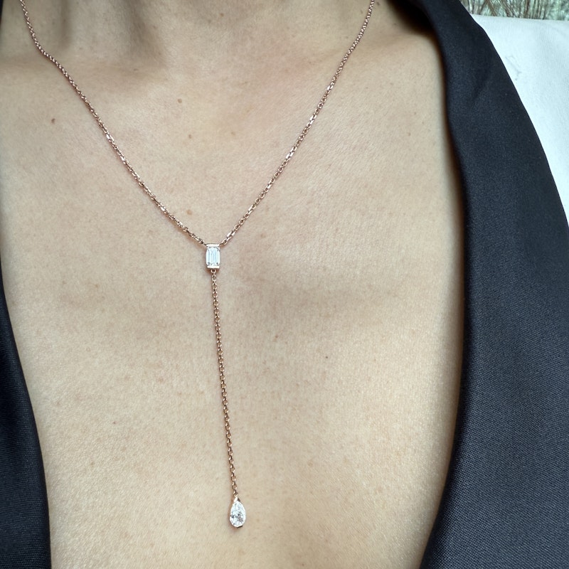 18k Rose Gold Emerald and Pear-Cut Diamond Lariat Necklace