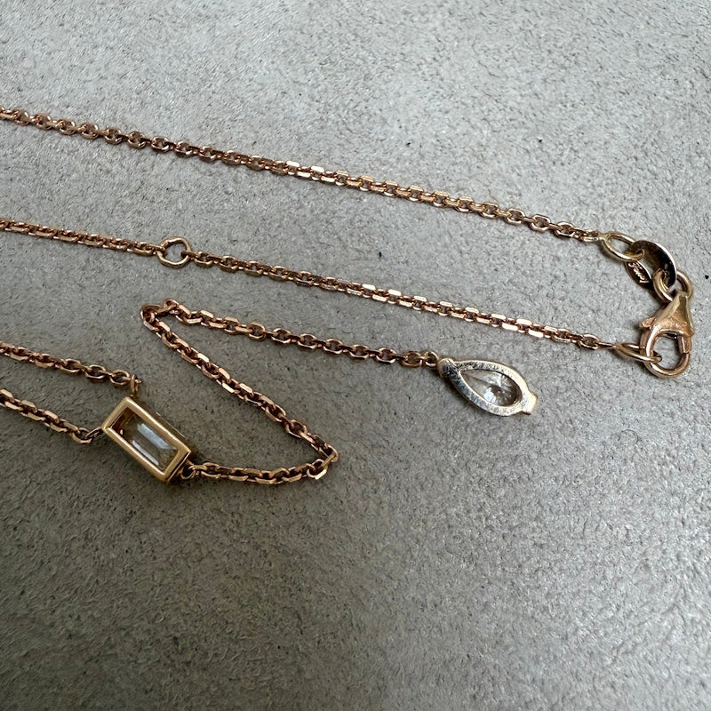 18k Rose Gold Emerald and Pear-Cut Diamond Lariat Necklace