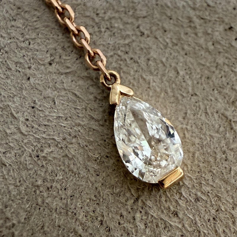 18k Rose Gold Emerald and Pear-Cut Diamond Lariat Necklace