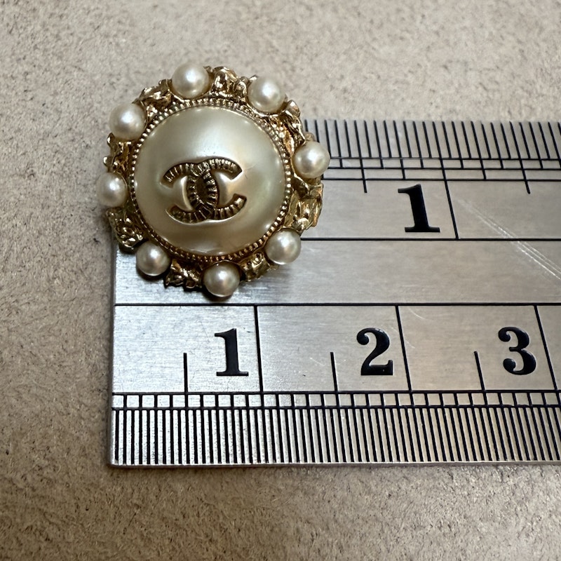 Chanel CC Petite Pearl Round Stud Earrings