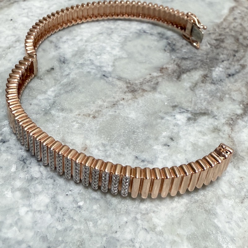 KayLee & Rose 14k Rose Gold Fluted Diamond Bangle Bracelet