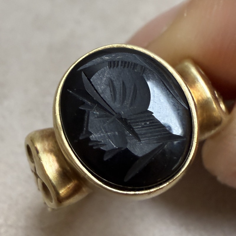 Vintage 14k Italian Yellow Gold & Onyx Intaglio Signet Ring