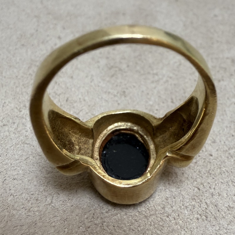 Vintage 14k Italian Yellow Gold & Onyx Intaglio Signet Ring