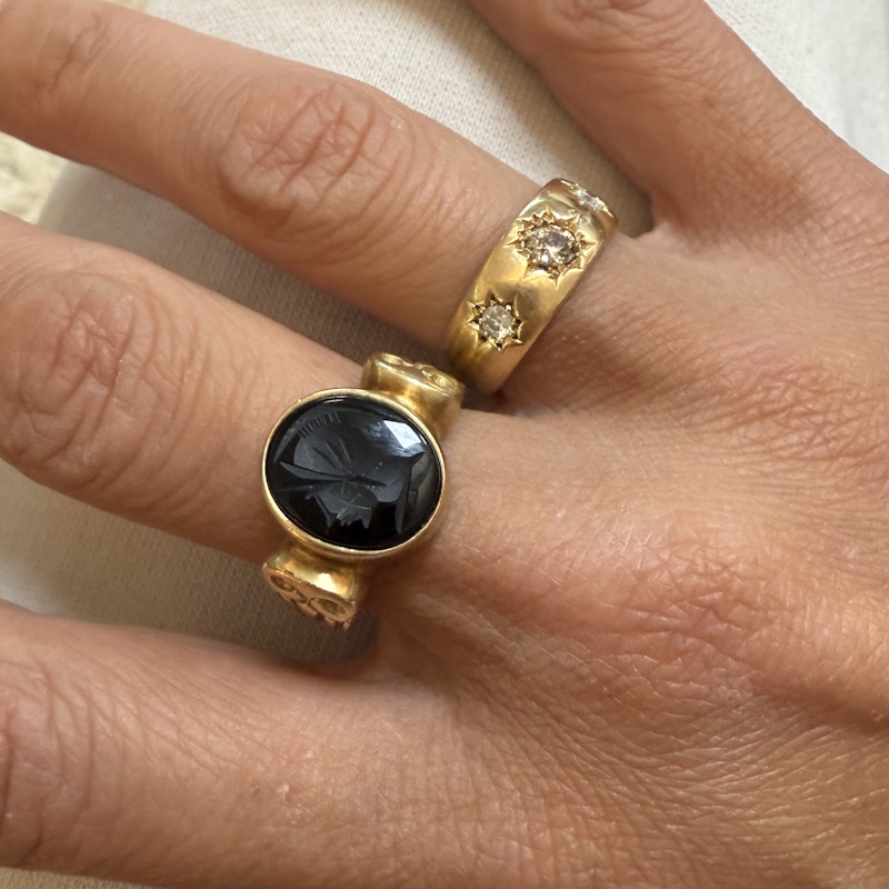 Vintage 14k Italian Yellow Gold & Onyx Intaglio Signet Ring