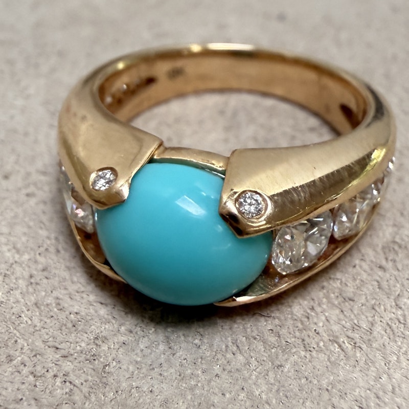 18k Rose Gold Cabochon Turquoise and Diamond Ring