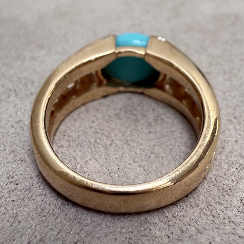 18k Rose Gold Cabochon Turquoise and Diamond Ring