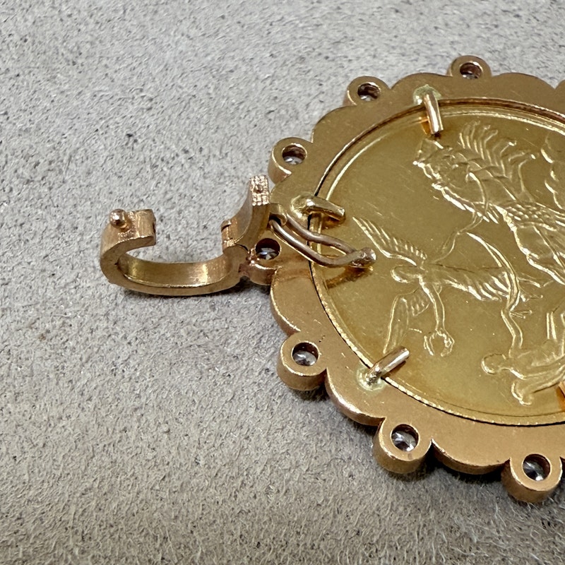 18k Yellow Gold Gemini Coin Pendant with 18k Rose Gold Diamond Border