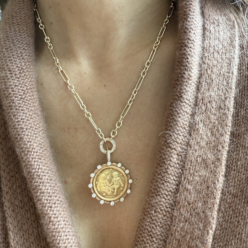 18k Yellow Gold Gemini Coin Pendant with 18k Rose Gold Diamond Border