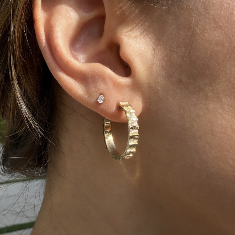 Alice Pierre 14k Yellow Gold Mini Groovy Hoop Earrings